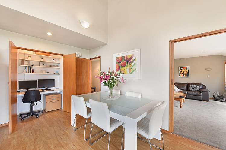 1 Stead Crescent Stoke_9