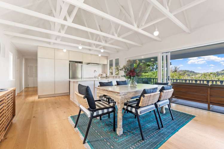 6 Young Street Mahurangi East_6