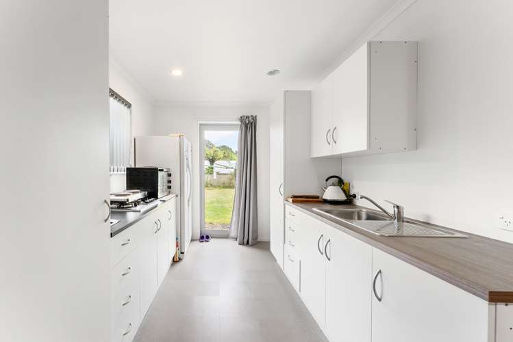 20 Redwood Crescent Hurdon_18