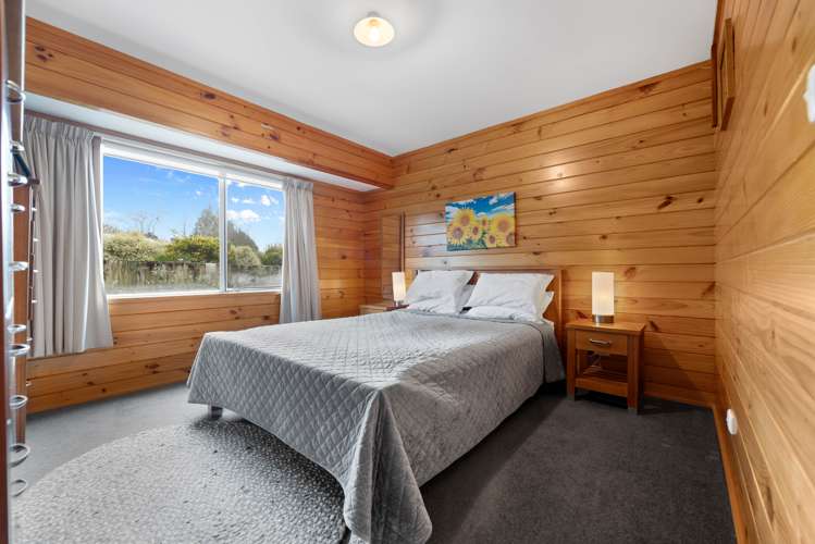 17 Kutai Street Tongariro River_19