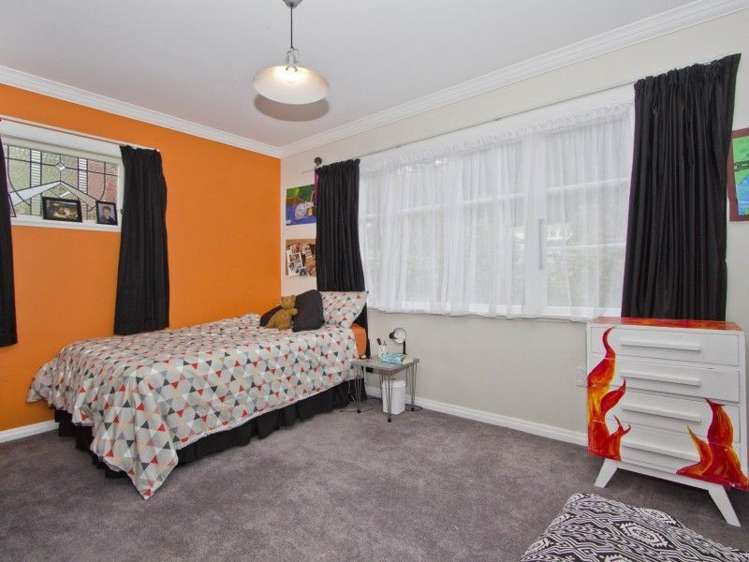 13 Hine Road Wainuiomata_9