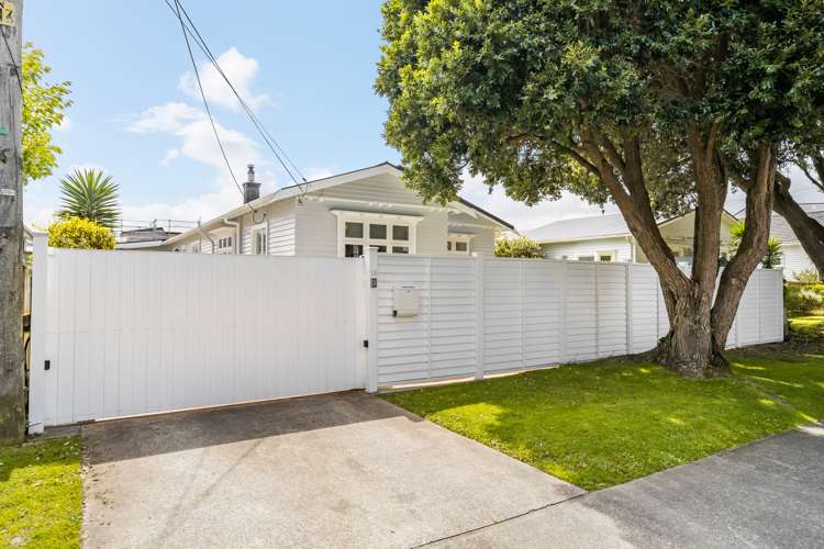 19 Graham Street Petone_34