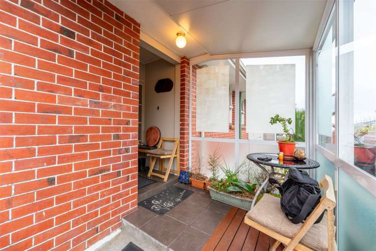 2/102a Wai-Iti Road Highfield_9