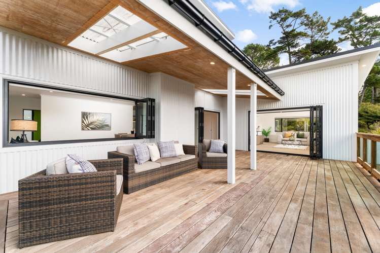 12 Sunnyvale Road Waitakere_11