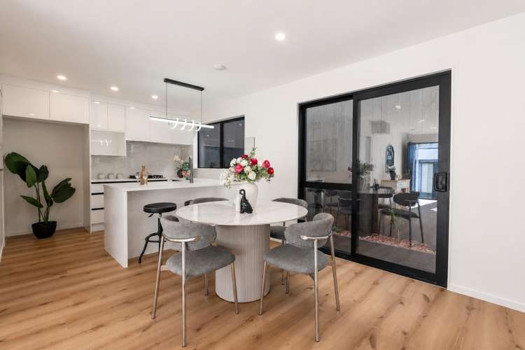 9 Kaikoura Street Henderson_1