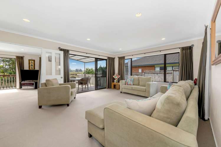 35 Fergy Crescent Wattle Downs_6