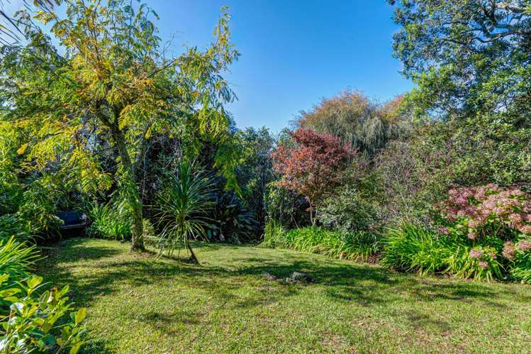 13 Moffat Road Red Beach_18