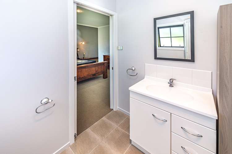 3 St Johns Heights St Johns Hill_18