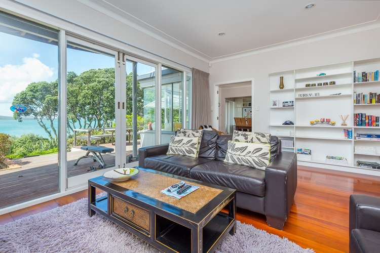 26 Hamana Street Narrow Neck_19