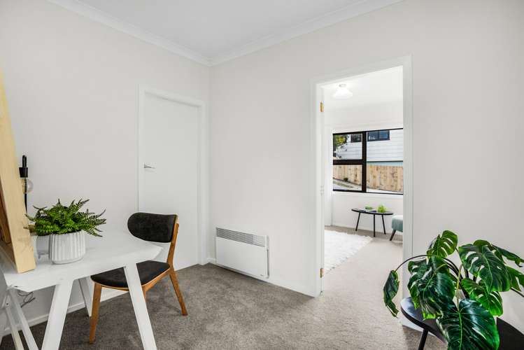 9 Naseby Grove Wainuiomata_16