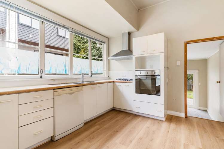 22 Acorn Street Royal Oak_3