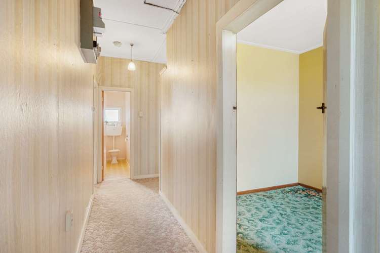 14 Stuart Street Owaka_13