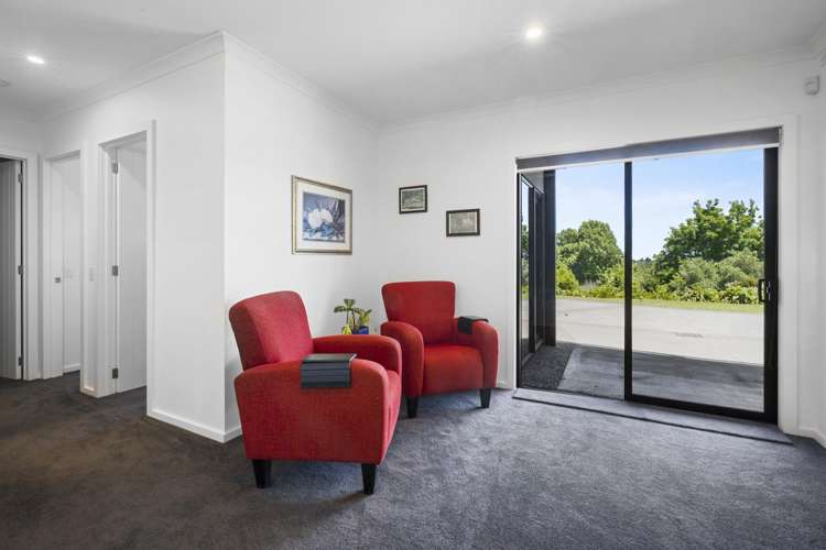 438 Mangorei Road Highlands Park_15