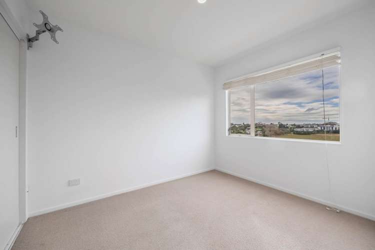 2/48a Exmouth Road Northcote_13