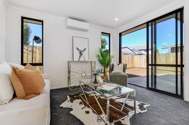 1/7 Emma Place Pukete_3