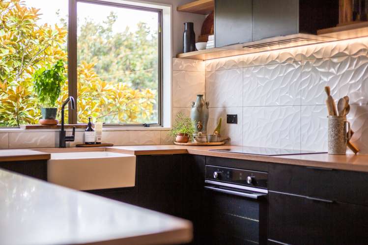 2 Pohue Grove Stokes Valley_5