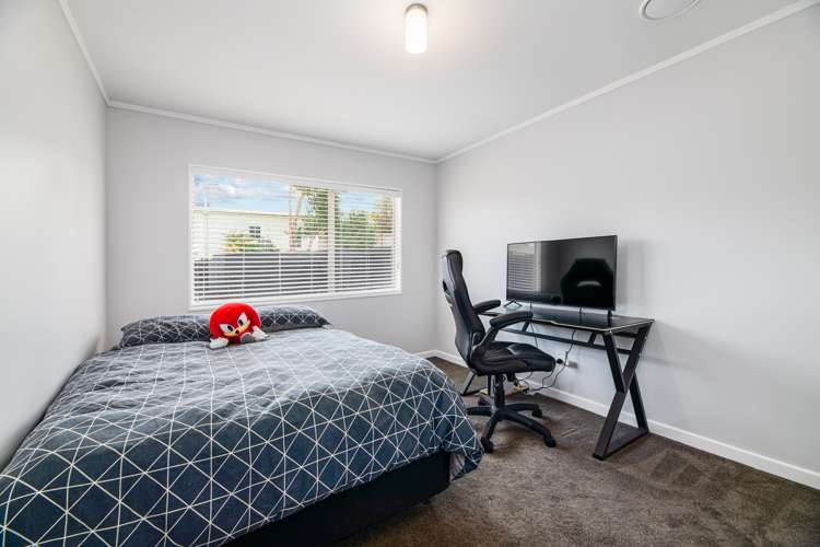 2/59 Archibald Road Kelston_10