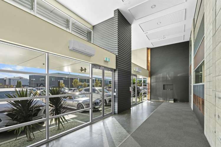 14/2 Barry Hogan Place Riccarton_11