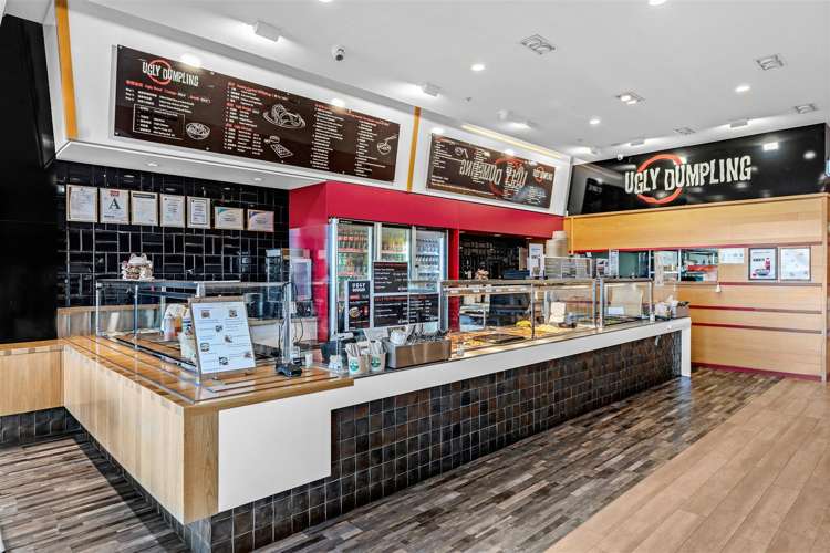 Shop 9, 1 John Goulter Drive Auckland Airport_9