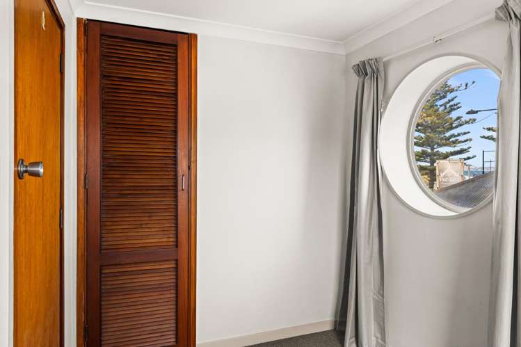 241 Marine Parade Napier South_8