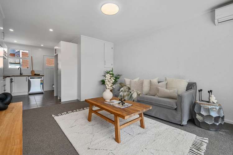 9B Jonathon Street Judea_4