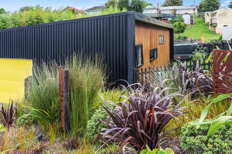 26 Arataki Views Way Glen Eden_23