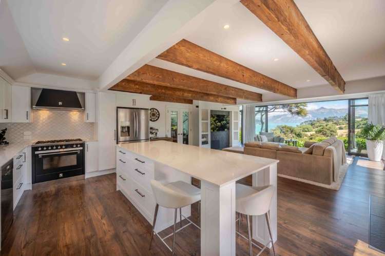 6890 Christchurch Akaroa Road Takamatua_16