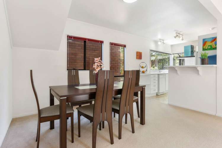 2/16 Wairakei Street Greenlane_8