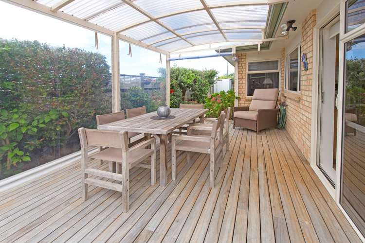 18 Francis Skinner Place Orewa_1