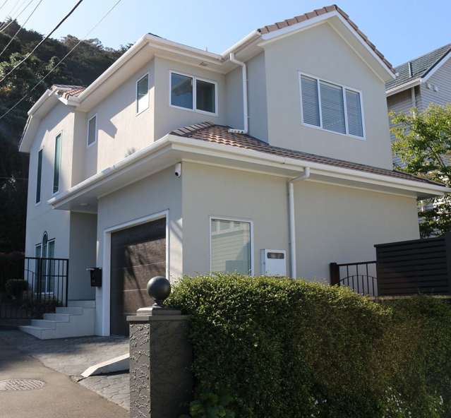 87 Grant Road Thorndon_1