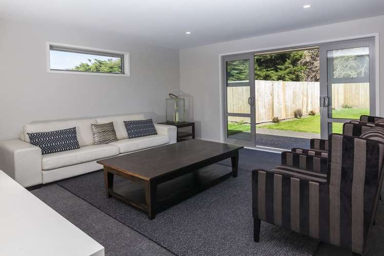 27 Robert Duncan Road Belfast_9