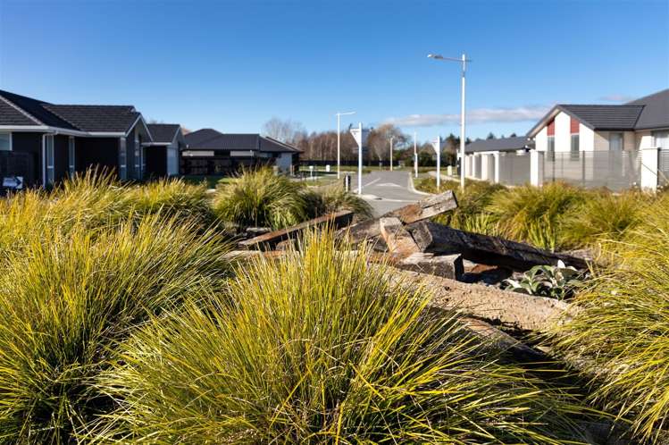 4 Bond Street, Rose Manor Springlands_5