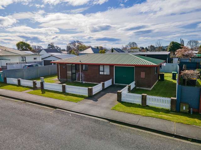 61 Denmark Street Temuka_2