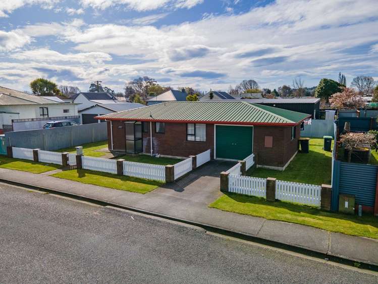 61 Denmark Street Temuka_2