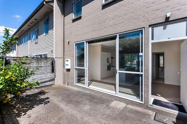 13 Concepts Way Flat Bush_4