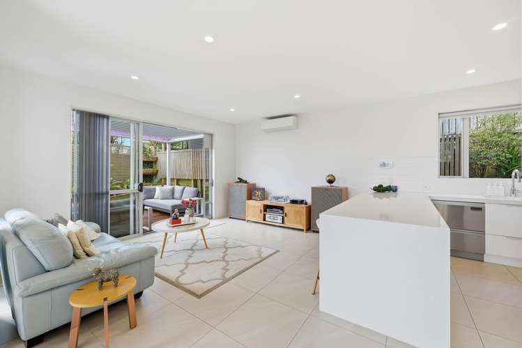 18b Leafield Crescent Henderson_14