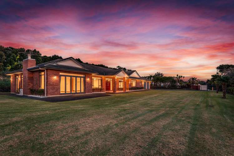 503 Redoubt Road Flat Bush_23