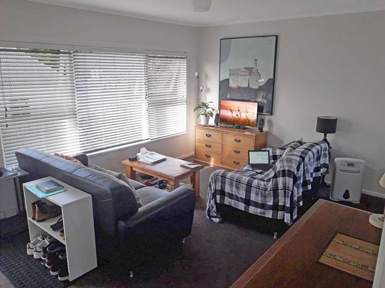 2/96a Victoria Road Devonport_3