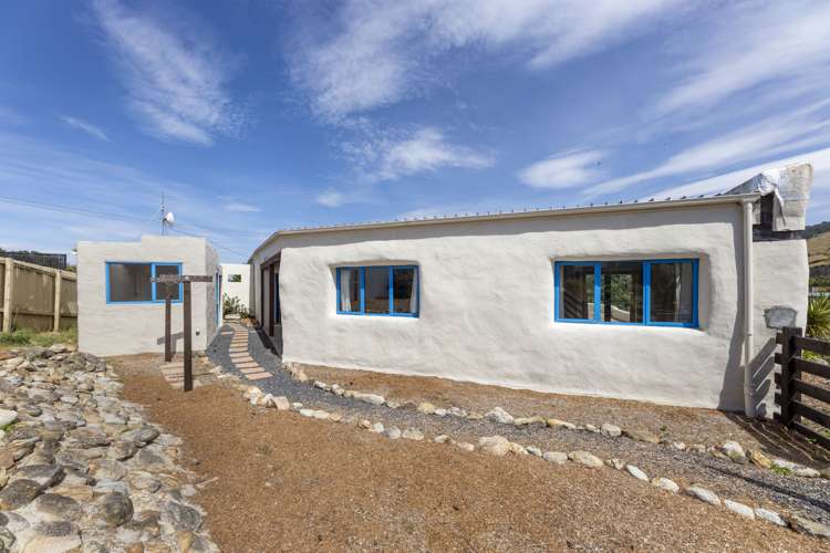 27 Muri Street Aramoana_19