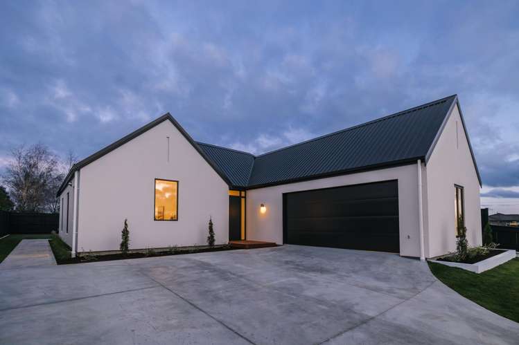 6 Parkside Avenue_0