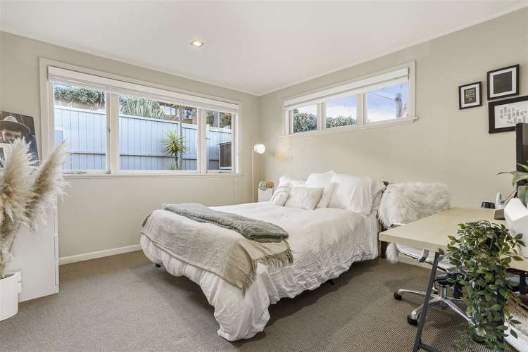 6 Park Hill Road Birkenhead_15