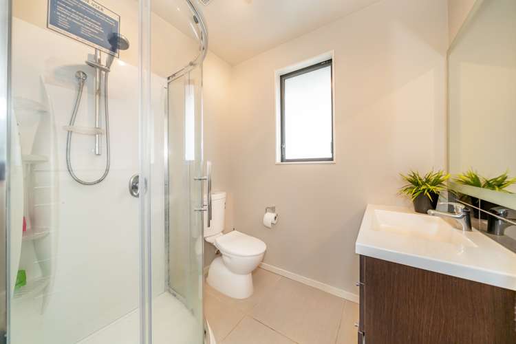 13 Mcewen Crescent Riverstone Terraces_15