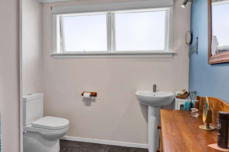 70 Collins Street Hawera_26