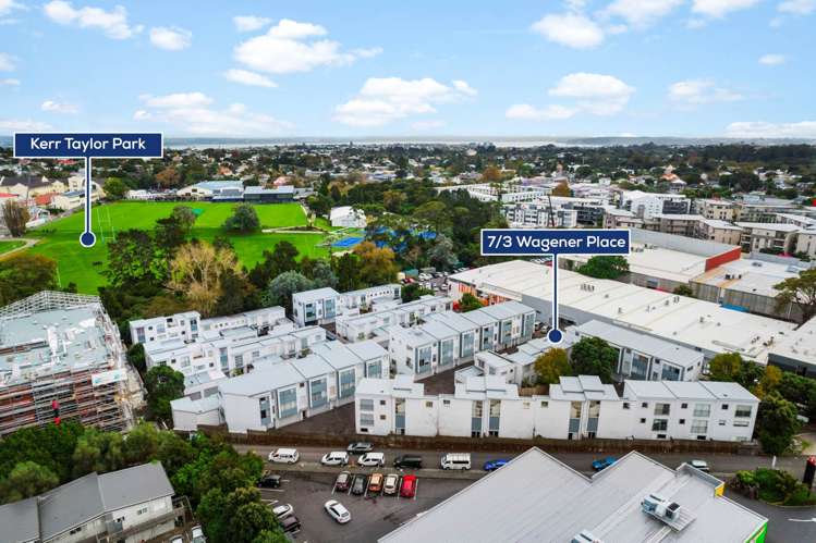 7/3 Wagener Place Mount Albert_17