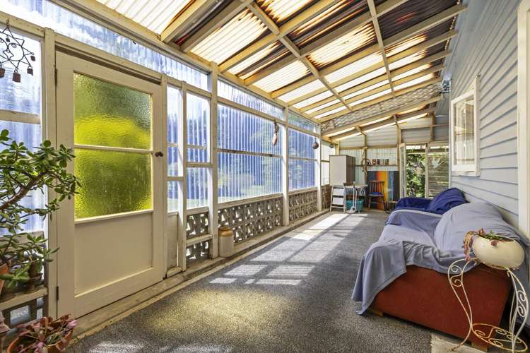 16/18 Lorenzen Bay Road Raglan_18