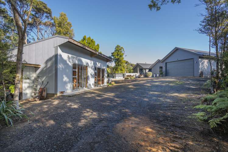 135 Kawhina Lane Kuaotunu_19