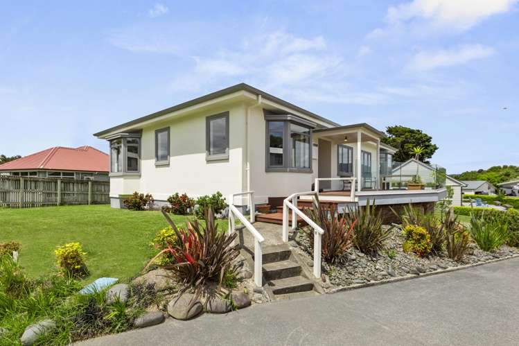 11 Government Road Raglan_14