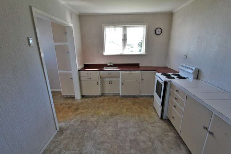 8 Dee Street Tokoroa_3