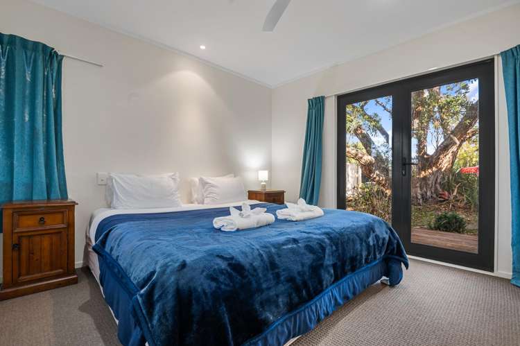 155 Ocean View Road Oneroa_28