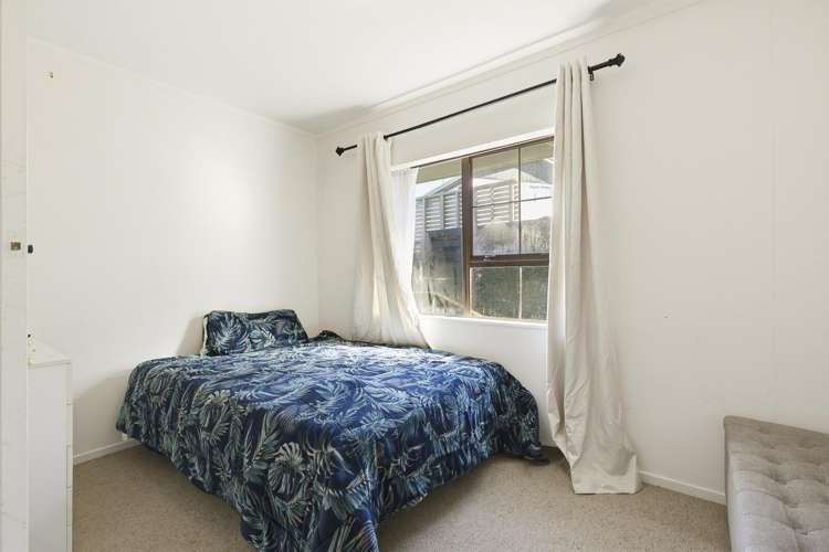 20 Arahanga Grove Maupuia_9